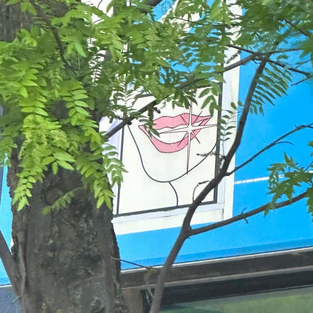 TABLOID TALK (feat. underscores)